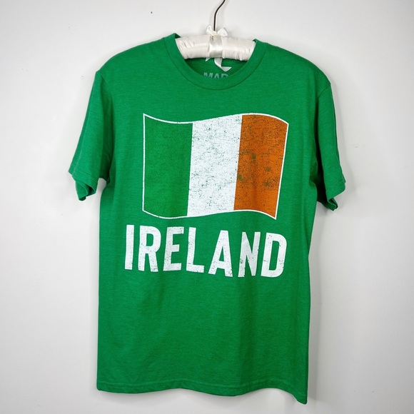 MAD Engine green St Patrick’s Day tee shirt Ireland graphic Irish flag S - Picture 8 of 9